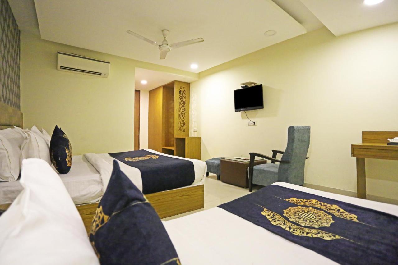 Hotel Grand Suites By D'Capitol Near Delhi Airport New Delhi Ngoại thất bức ảnh