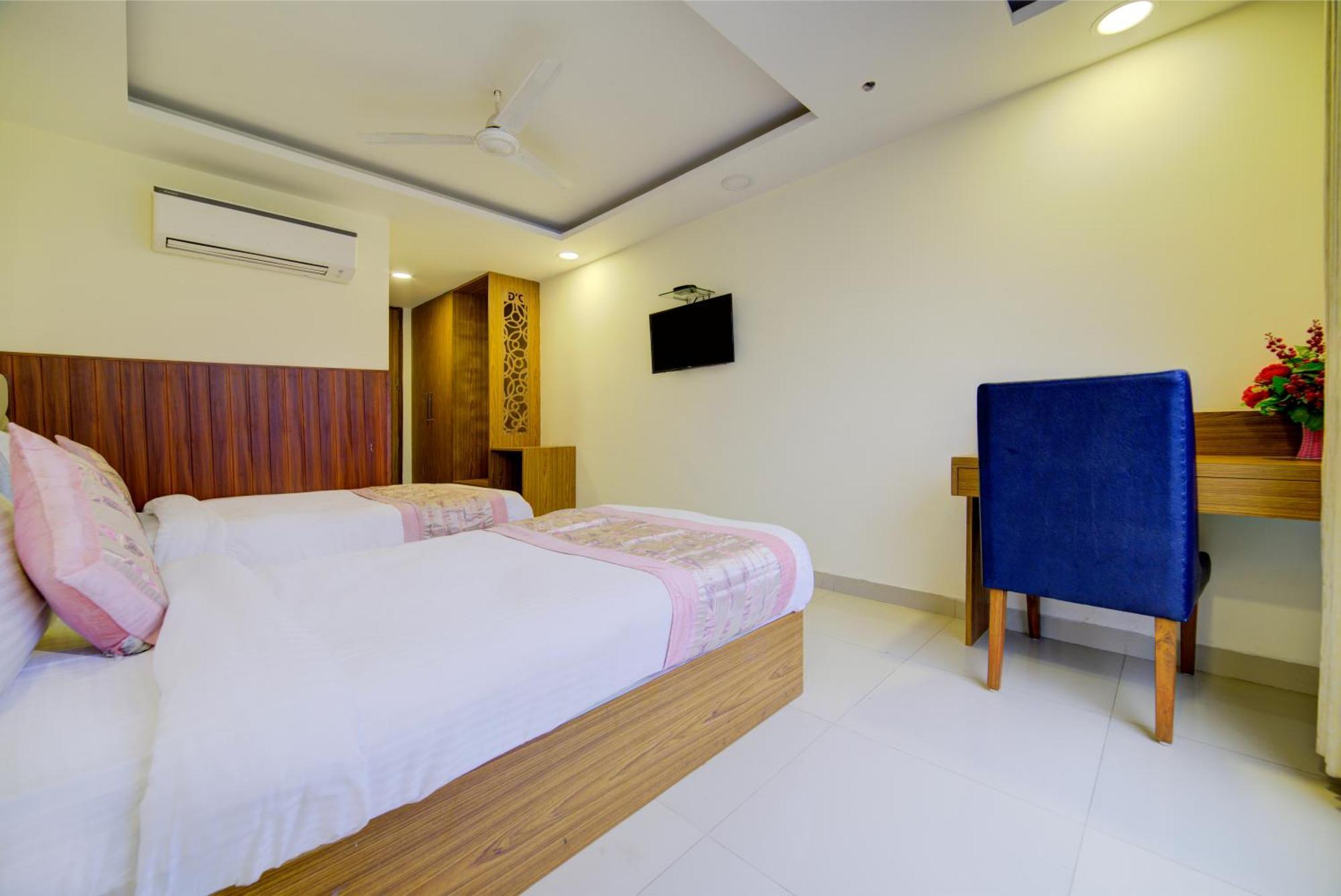 Hotel Grand Suites By D'Capitol Near Delhi Airport New Delhi Ngoại thất bức ảnh
