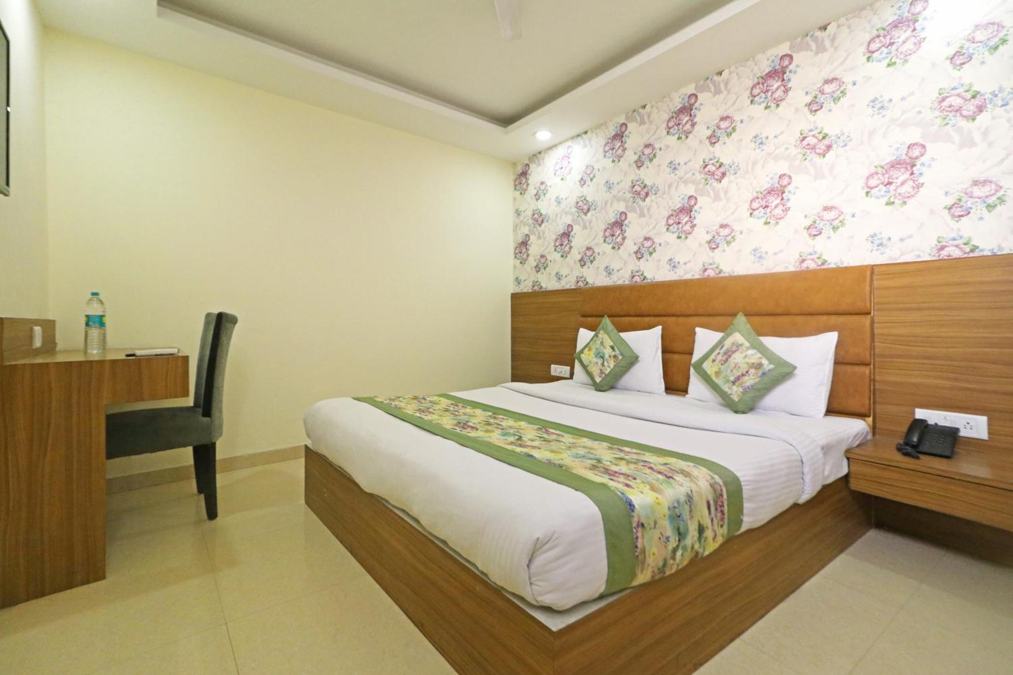 Hotel Grand Suites By D'Capitol Near Delhi Airport New Delhi Ngoại thất bức ảnh