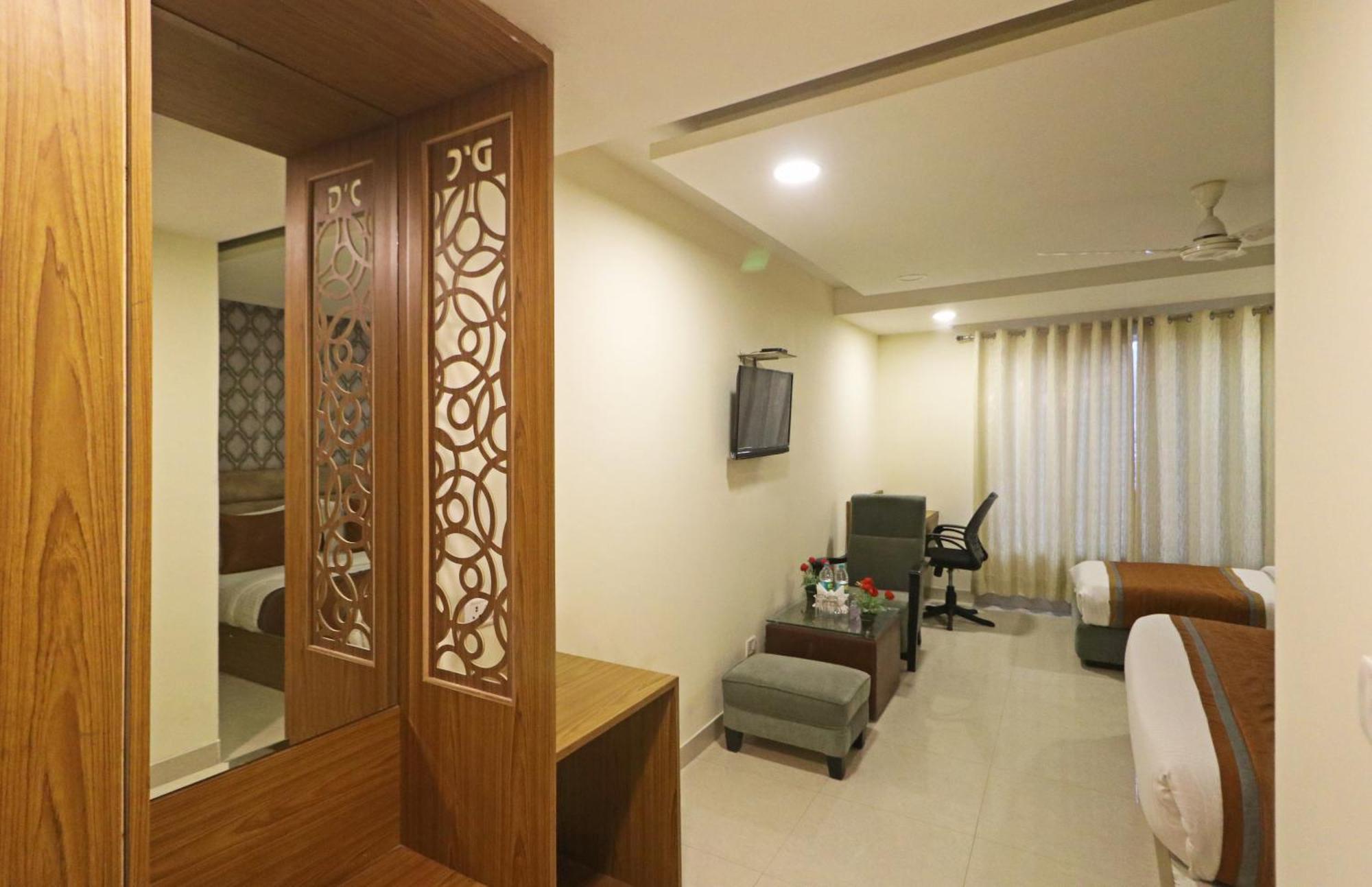 Hotel Grand Suites By D'Capitol Near Delhi Airport New Delhi Ngoại thất bức ảnh