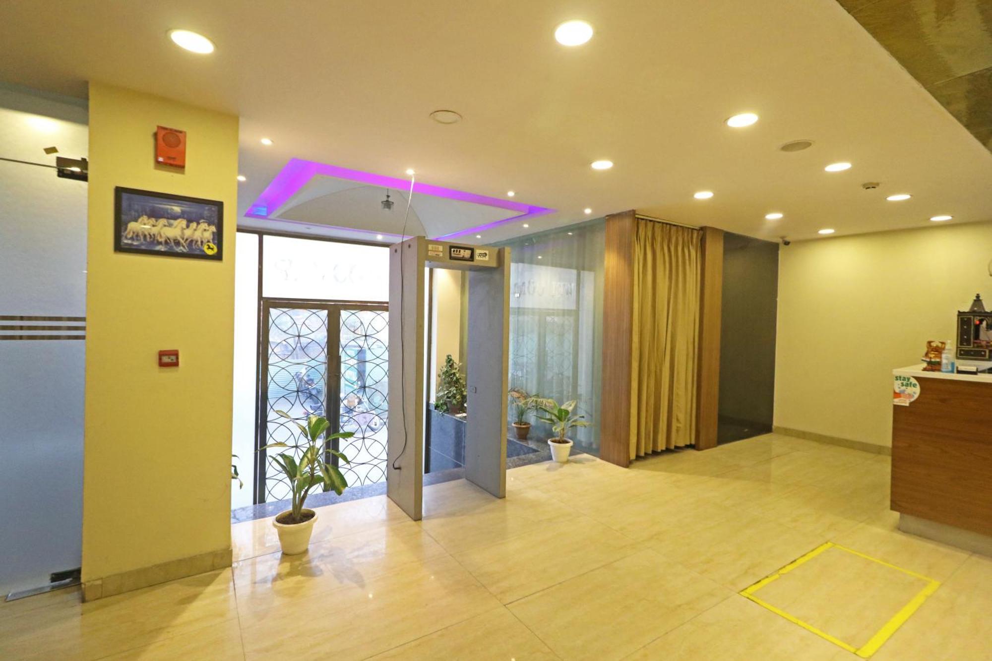 Hotel Grand Suites By D'Capitol Near Delhi Airport New Delhi Ngoại thất bức ảnh