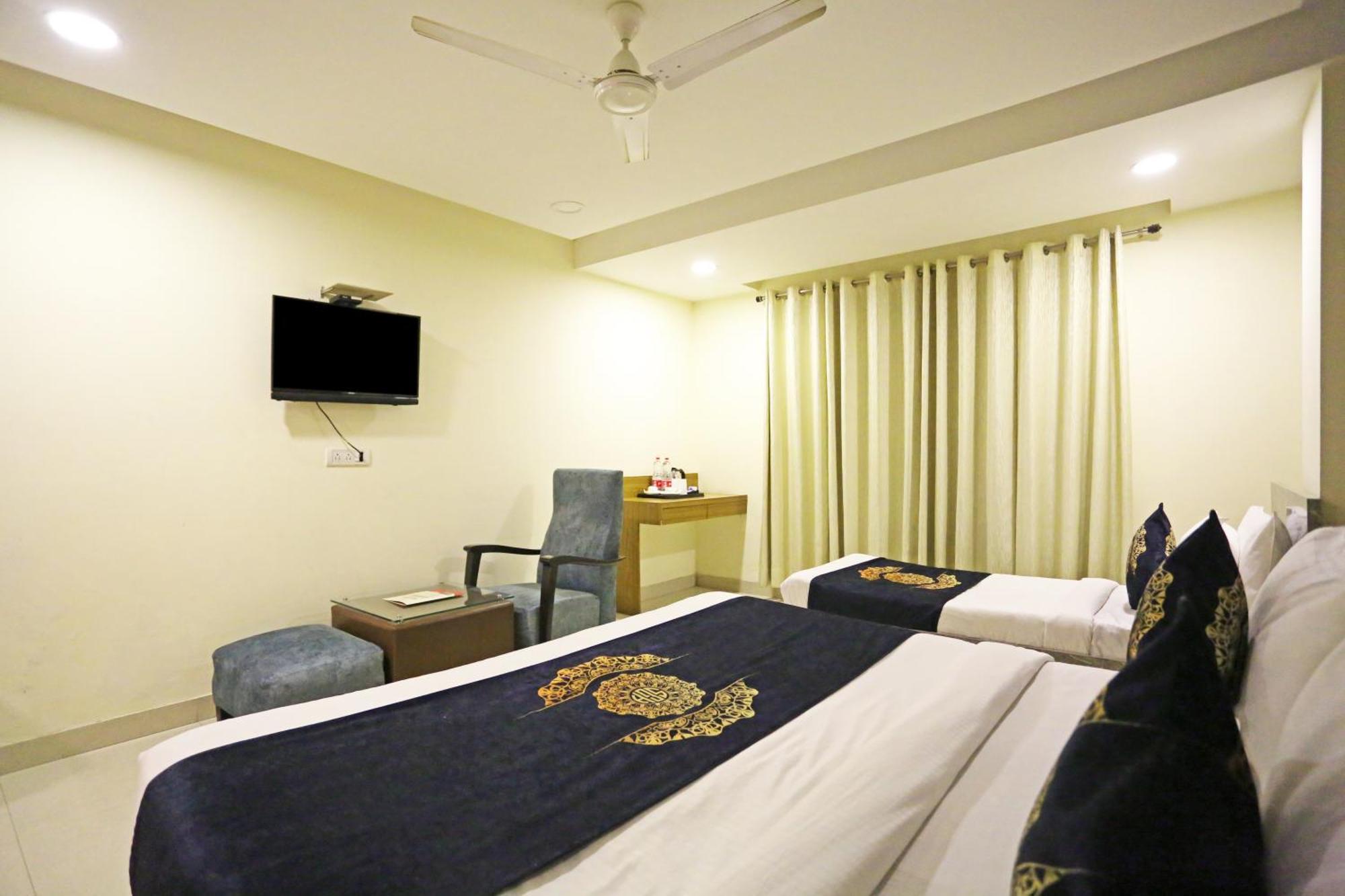 Hotel Grand Suites By D'Capitol Near Delhi Airport New Delhi Ngoại thất bức ảnh
