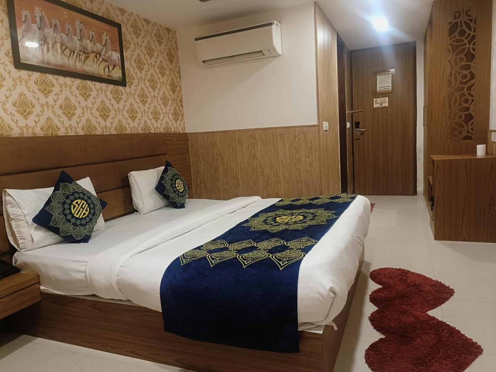 Hotel Grand Suites By D'Capitol Near Delhi Airport New Delhi Ngoại thất bức ảnh