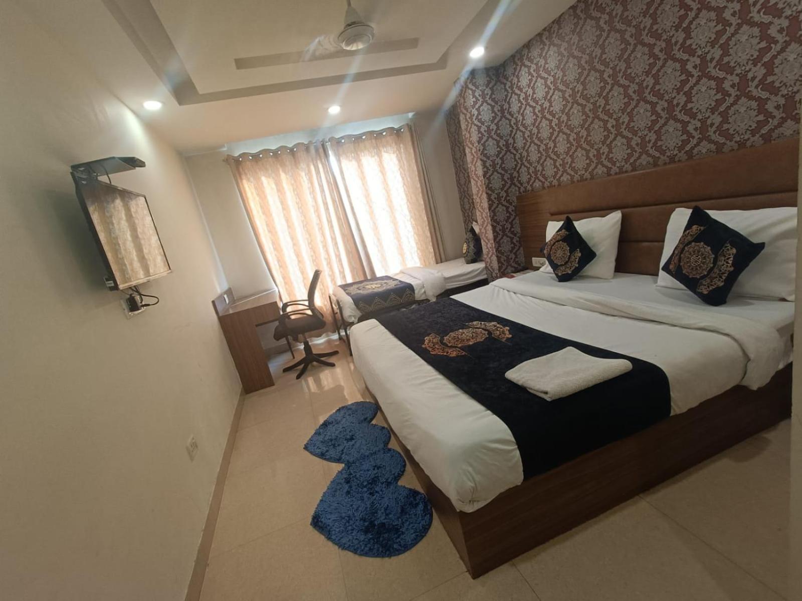 Hotel Grand Suites By D'Capitol Near Delhi Airport New Delhi Ngoại thất bức ảnh