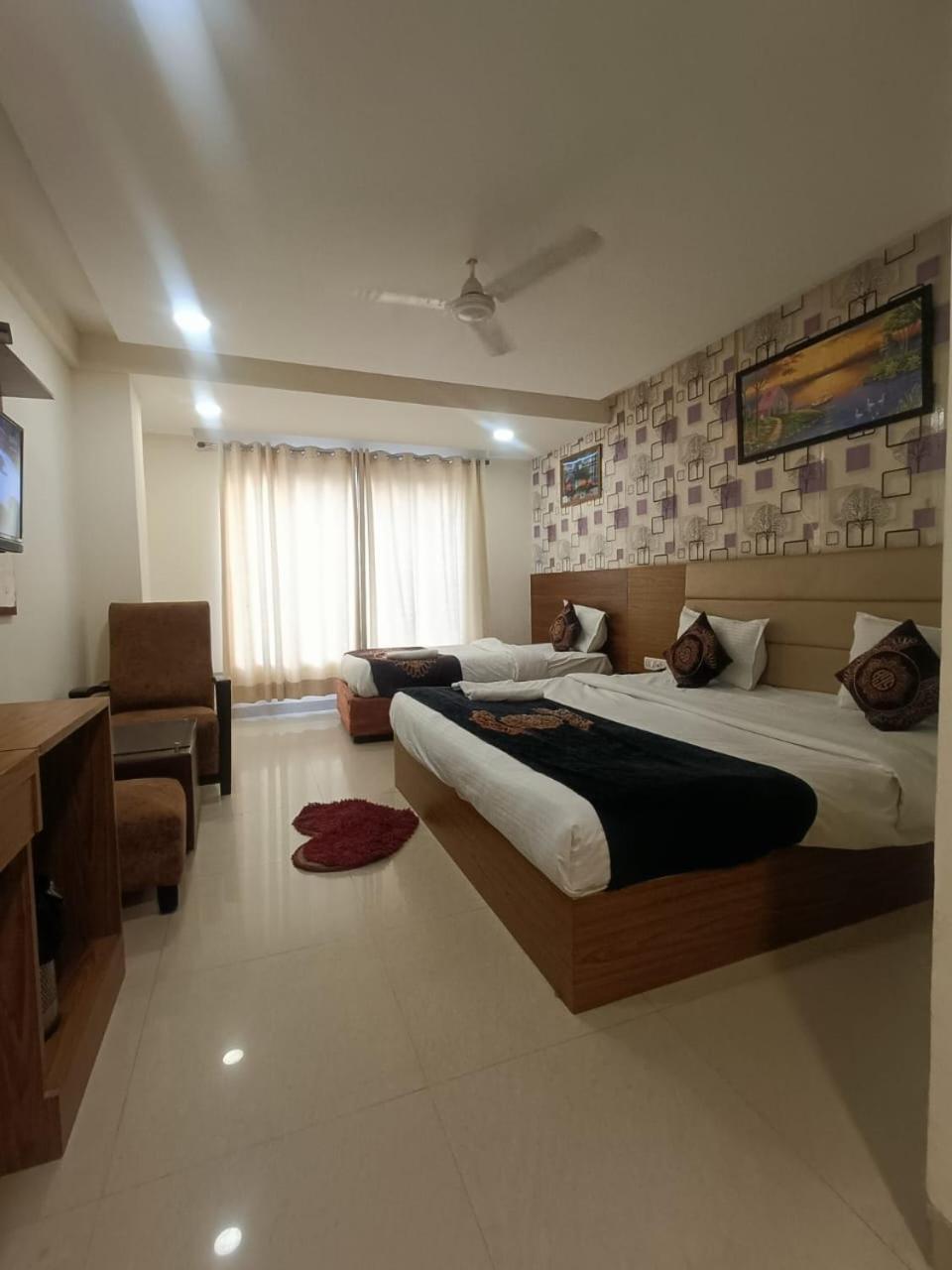 Hotel Grand Suites By D'Capitol Near Delhi Airport New Delhi Ngoại thất bức ảnh