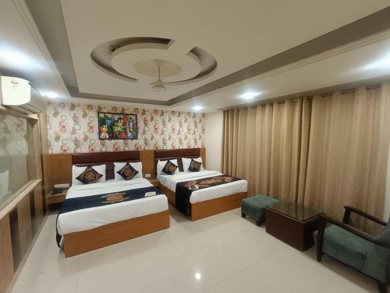 Hotel Grand Suites By D'Capitol Near Delhi Airport New Delhi Ngoại thất bức ảnh